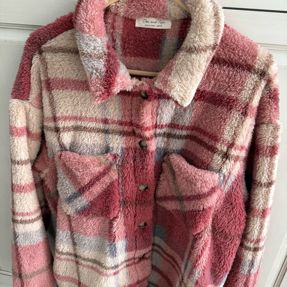 Doe & Rae • Rose/Cream Plaid Teddy Shacket